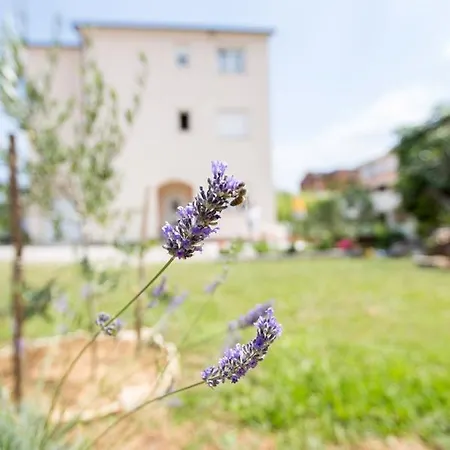 Apartamento In With Terrace, Air Conditioning, Wifi, Washing Machine